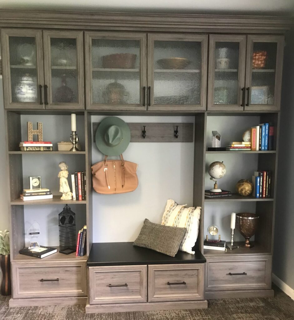 Entryway and Mudroom Solution